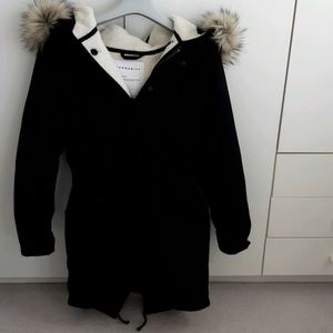 Aritzia Community Fishtail Parka- Military Edition